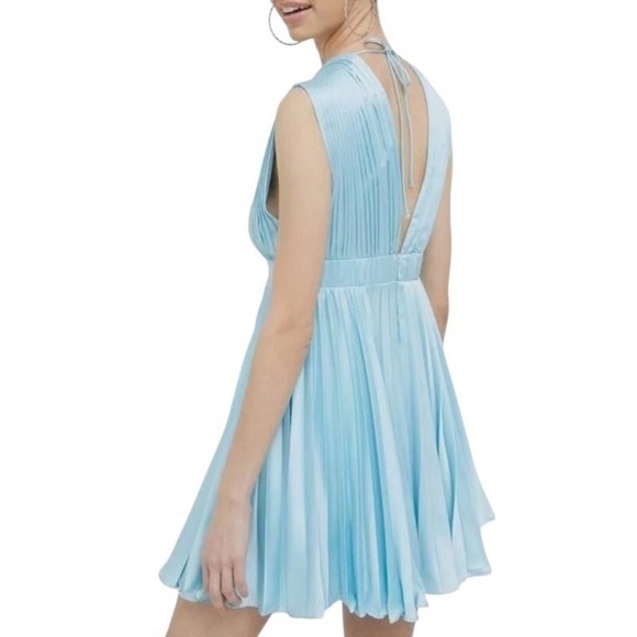 ABERCROMBIE AND FITCH Plunge Pleated Mini Dress NWT in Aqua Blue Sz. Medium Tall - Picture 14 of 16